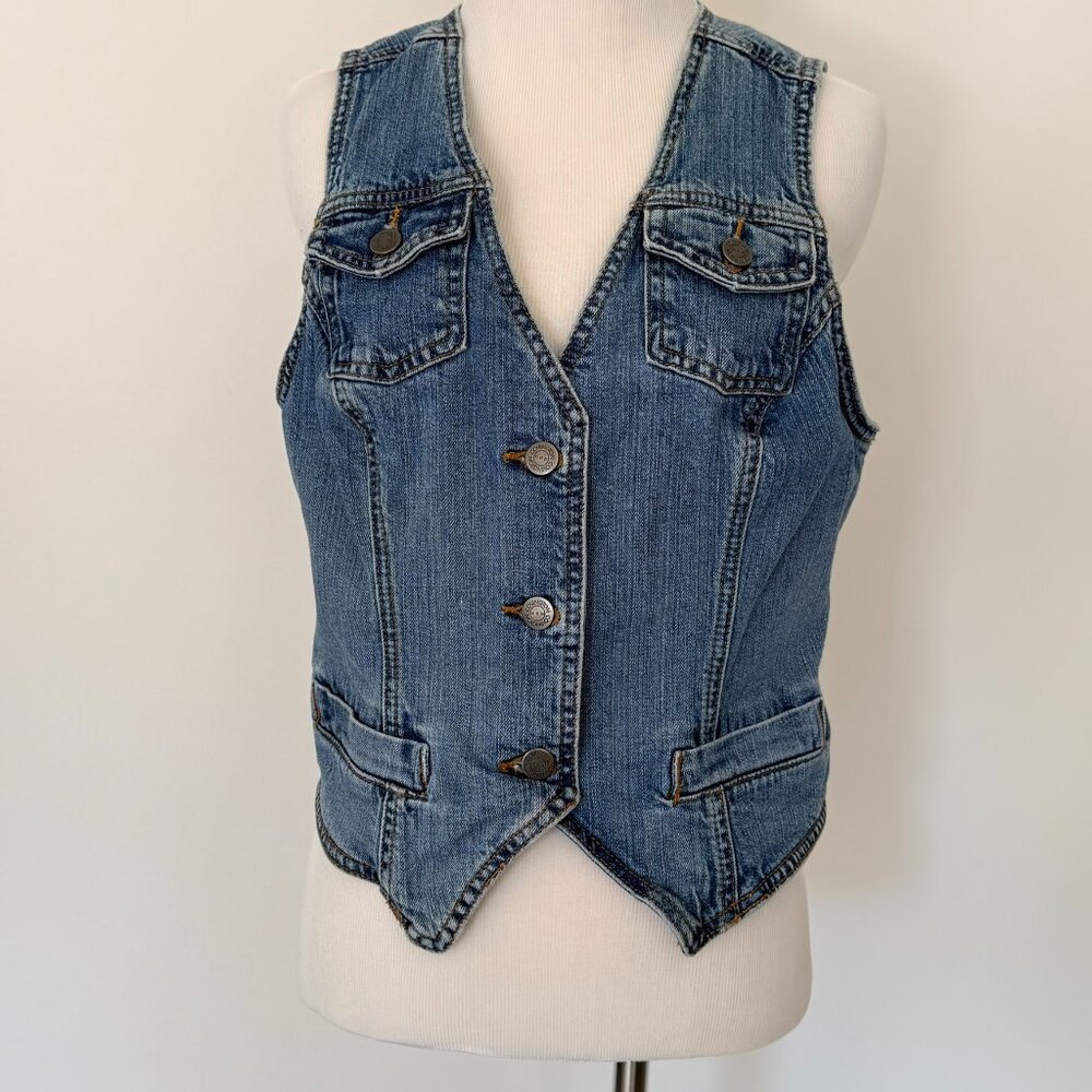 💙 Covington Denim Button‑Front Vest – Size M